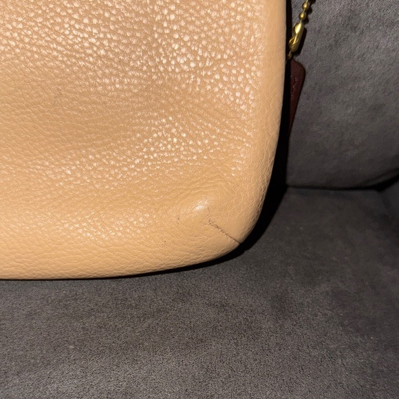 Coach Campbell Leather Medium Wristlet - Picture 6 of 6